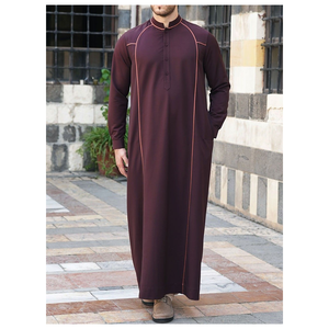 Thobe islamique élégant pour hommes, robe longue musulmane modeste pour tenue religieuse formelle - Product Image 4