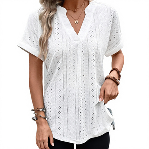 Camiseta de Poliéster para Mujer, Corte Ajustado, para Todas las Temporadas, Casual, con Encaje Floral, Cuello en V, Tejido Texturizado, Manga Corta, Transpirable y Transparente - Product Image 5