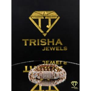 Exclusiva Pulsera de Trébol en Oro Rosa con Diamante Cultivado en Laboratorio VVS, Joyería de Plata de Ley 925 por Trisha Jewels - Product Image 6