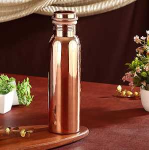 Nouvelle Arrivée Bouteille d'Eau en Cuivre Pur Faite à la Main Personnalisée 1 Litre, Bienfaits pour la Santé, Modèle Simple - Product Image 1