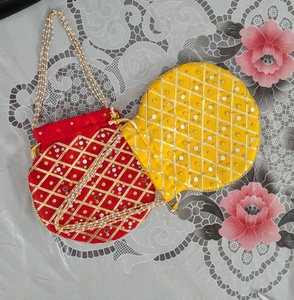 Mini sac Potli de créateur pour femme, broderie de perles multicolores, fermeture à cordon de haute qualité, cadeau de mariage et de fête, pour la garde-robe - Product Image 6