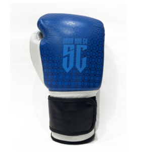 ถุงมือฝึกซ้อม MMA คิกบ็อกซิ่ง ซานด้า หนังสีดำ-น้ำเงินคู่ ยี่ห้อ SAQIB&CO กันน้ำ พร้อมสายรัดแบบตีนตุ๊กแก - Product Image 5