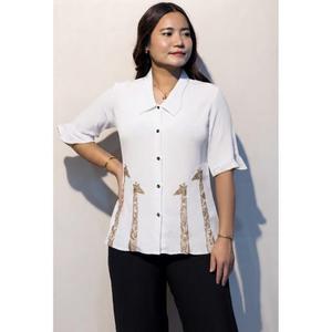 Chemise décontractée pour femme de qualité supérieure avec col et tissu doux pour un confort et un style tout au long de la journée Achetez directement auprès du fournisseur - Product Image 1
