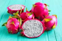Premium Export Drakenfruit Uit Vietnam Schone Rode Schil Witte Of Rode Pulp Met Hoge Voedingswaarde Verpakt Voor Wereldwijde Verkoop