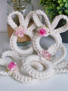 Anillo de servilleta de macramé hecho a mano con forma de conejo, ideal para fiestas infantiles, baby shower y decoración de Pascua, venta al por mayor desde India. - Product Image 4