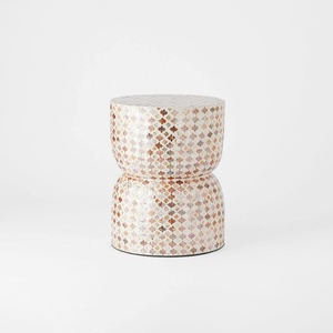 Tabouret en nacre écologique fait main, table d'appoint mosaïque sablier, incrustation de coquillages blancs, mobilier en gros, décoration intérieure - Product Image 3