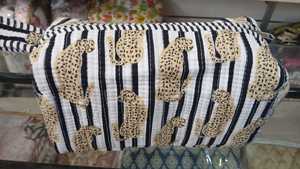 <b>Quilted</b> fabric pouch for cosmetics accessories travel storage gifts stationery and everyday organization with wholesale supply - Product Image 3