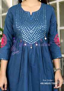 Ensemble de costume Kurta en coton de qualité supérieure pour femmes, tissu doux et confortable, au meilleur prix de gros - Product Image 3