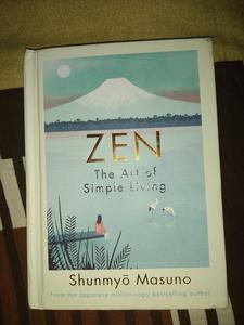 Zen: El arte de la vida sencilla de Shunmyo Masuno, libro de bolsillo, éxito de ventas para adultos - Product Image 5