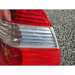 ไฟท้ายขวา BMW ซีรี่ส์ 3 E46 ปี 2000-2006 ของแท้ มือสอง รุ่น 6910532 - Product Image 3