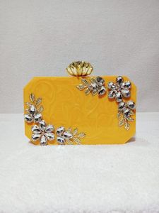 Bolso de Mano Decorativo de Lujo con Diseño Floral, Hecho a Mano con Resina, para Fiestas - Product Image 5