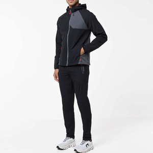 Chándal deportivo para hombre en contraste de color NEGRO con bolsillo con cremallera oculta, puños elásticos, cintura elástica de tela y chándal para gimnasio. - Product Image 1