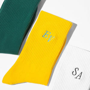 Chaussettes de mode streetwear BSCI personnalisées avec lettres lumineuses, chaussettes en coton pour hommes et femmes, design décontracté, chaussettes brodées - Product Image 2