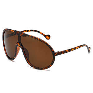 RTS Trends Fashionable <b>Oversize</b> Unisex Designer <b>Sunglasses</b> PC Frame UV400 Protection Comfortable Full Rim for Outdoor Use 2026 - Product Image 3