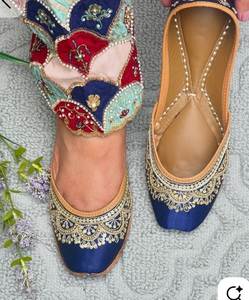 New Arrival Women Khussa Handmade Pumps Pakistani Traditional Flats Embroidered Comfortable Ladies Ethnic Shoes OEM ODM - Product Image 2