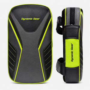 Cible de frappe et de coup de pied en cuir PU personnalisable avec logo, pour entraînement MMA, boxe et Muay Thai – Vente en gros DYNAMIC GEARS - Product Image 3