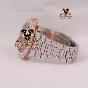 Reloj de Lujo con Diamantes Moissanite para Hombre, Reloj de Pulsera de Moda Premium con Construcción Duradera de Acero Inoxidable, Ajustable - Product Image 2