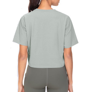 Crop top pour femme au design ergonomique, décontracté, pour la marche en plein air, vêtements d'été, manches courtes, impression personnalisable, crop tee tendance - Product Image 3