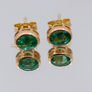 Wholesale 14K Solid Yellow Gold Natural Oval <b>Emerald</b> Bezel Set Stud Earrings Memoria Jewels - Product Image 3