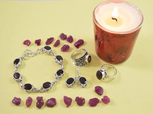 Joyería hecha a medida, brillante, de alta gama, cuarzo rubí, hecha a mano, plata 925, gema, eternidad, vermeil, joyería árabe, anillos de cóctel. - Product Image 3