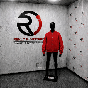 Chaqueta Varsity Roja Premium, Estilo Urbano de Invierno, Look Casual Moderno, Chaqueta de Manga Larga, Corte Holgado, Prenda de Otoño, Material Poliéster - Product Image 3