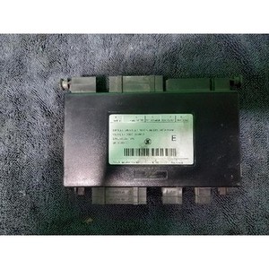300 ECU y Módulos de Computación Usados 04602441AN - Product Image 2
