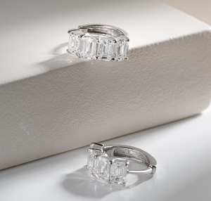 ต่างหูเพชรแล็บทรงมรกตวินเทจสำหรับผู้หญิง พรีเมียม เงินแท้ 925 รับรองโดย IGI เหมาะสำหรับงานแต่งงาน งานหมั้น และของขวัญวันครบรอบ - Product Image 1