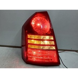 300 Luces Traseras Usadas Izquierdas 04806371AB - Product Image 1
