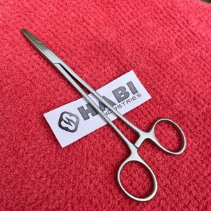 คีมผ่าตัดสแตนเลสคุณภาพสูง บริการ OEM ผลิตด้วยมือ รุ่น HABI.SF.513 ด้ามจับตามหลักสรีรศาสตร์ - Product Image 2