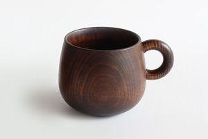 Mug en bois artisanal - Design nordique, écologique, finitions naturelles lisses et polies - Product Image 3