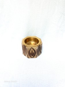 Brûleur d'encens en bois fait main avec gravure laser motif feuille, brûleur d'encens en bois écologique, artisanat en bois - Product Image 2