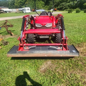 Precio al por Mayor del Tractor Massey Ferguson 1835E para Distribuidores y Agricultores que Buscan Equipos Agrícolas Compactos y Prácticos - Product Image 1