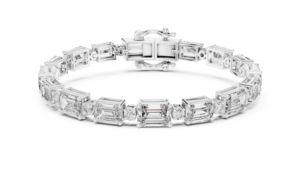 Bracelet tennis unique en émeraude cultivée en laboratoire et diamants taille ronde en or blanc 18 carats, idéal pour le quotidien, le bureau, les mariages et les fiançailles pour femmes - Product Image 4