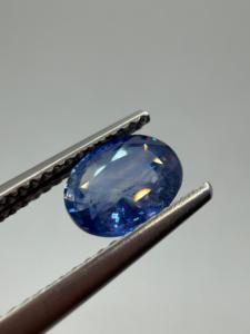 Zafiro Azul Natural, Gema Suelta, Corte Ovalado, 1.60 Quilates, de Ceilán, BLUE FIRE, para la Elaboración de Joyas Personalizadas, Zehra Gems - Product Image 1