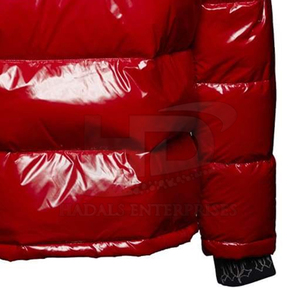 Wholesale Outdoor Light <b>Warm</b> Duck Custom Logo Nylon Black Hooded Winter Bubble Puff Filled Down Puffer Jackets for Men - Product Image 3
