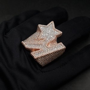 Anillo de compromiso/fiesta estilo hip-hop con diamante VVS certificado IGI, corte brillante, chapado en oro rosa, engaste de bisel, estilo Iced - Product Image 2