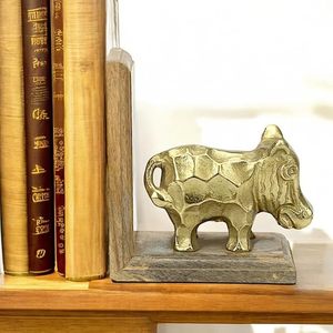 ที่คั่นหนังสือโลหะดีไซน์เนอร์สุดหรู คอลเลคชั่นตกแต่งบ้านสไตล์หรูหรา ให้ความสง่างาม พร้อมรองรับหนังสืออย่างมั่นคง - Product Image 3