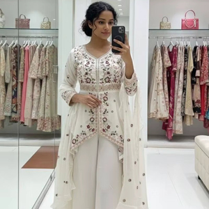 ชุดเสื้อปักลายประณีต กางเกงทรงปล่อย และผ้าคลุมไหล่สุดหรูและทันสมัยสำหรับฤดูกาลงานแต่งงาน - Product Image 1