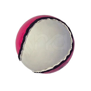 Balones de Hurling Listos para Jugar con una Capa Exterior Resistente para Mayor Durabilidad y un Juego Consistente - Product Image 6