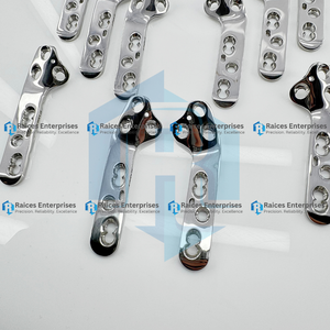 Placas de Bloqueo TPLO de Alta Calidad, Tamaño Estándar de 3.5mm, Juego de 2 Piezas, Precontorneadas, Estilo Voi 316L, para Cirugía Veterinaria en Gatos y Perros - Product Image 4