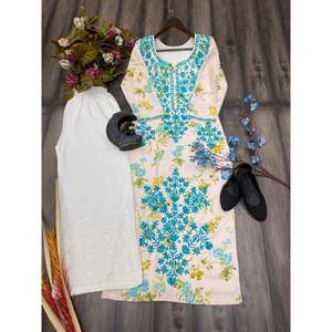 ดีไซน์เนอร์เรยอนพิมพ์ลายด้วยงานปักลายด้วยเคอร์ติสีขาว - Product Image 4