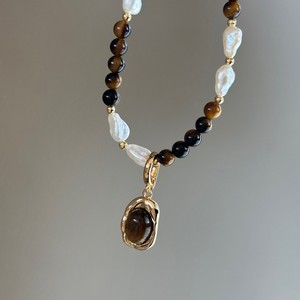 Collar de Perlas Barrocas de Agua Dulce con Piedra Ojo de Tigre Estilo Retro Mirad para Mujer, Cadena de Clavícula Color Ámbar - Product Image 4