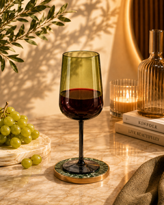 Juego de 2 Copas de Champán de Estilo Clásico con Grabado de Mrs y Mr para Brindis de Boda - Product Image 4