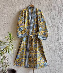 Kimono de Algodón Amarillo con Estampado Floral, Manga Tres Cuartos, Corte Holgado, Ropa Casual para Todas las Temporadas, Tejido Transpirable - Product Image 1