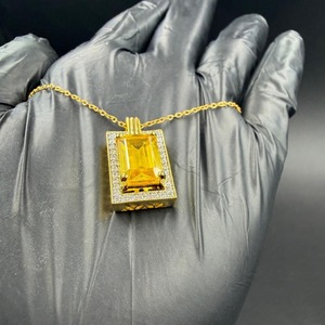 Colgante de Topacio en Plata 925 con Moissanita y Halo de Diamantes, Corte Esmeralda, Estilo Hiphop, Unisex, Regalo, Joyería de Aleación - Product Image 3