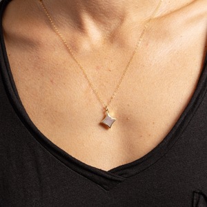 Pendentif Étoile Vintage Délicat en Pierre de Lune Naturelle, Chaîne en Or 14K ou Argent, Bijou pour Demoiselle d'honneur, Nouvelle Maman, Cadeau de Remise de Diplôme pour Étudiante - Product Image 3