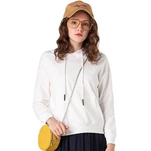 Personaliza camisetas de manga larga para mujer, sudaderas con capucha de talla grande con contraste de color estilo High Street para mujer, sudadera con capucha con estampado completo a la moda. - Product Image 1