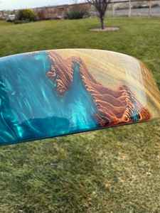 ชามตกแต่งทำมือจากเรซิ่นอีพ็อกซี่สีฟ้าอมเขียวและไม้ธรรมชาติ - Product Image 5