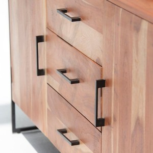Buffet à 3 tiroirs et 2 portes Vandana Pebble Aston pour un rangement élégant et moderne à l'intérieur et à l'extérieur - Product Image 5