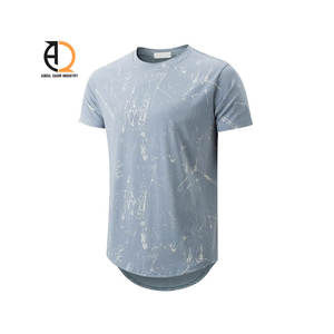 เสื้อยืดยูนิเซ็กส์ สตรีทแวร์ ลำลอง ฮิปฮอป ลายอนิเมะและการ์ตูน พิมพ์ลายทันสมัย แขนสั้น ดีไซน์โดดเด่น - Product Image 1